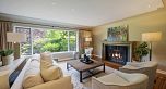 2533 Wallace Crescent