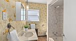 2880 Oxford Street