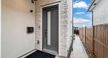 2 1426 E 54th Avenue
