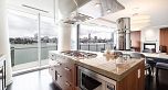 306 1560 Homer Mews