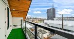 2 1426 E 54th Avenue