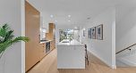 34 92 W King Edward Avenue