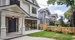 1 250 E 39th Avenue