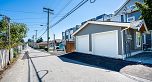 2105 E 33rd Avenue