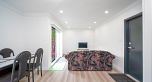 3 488 Jackson Avenue