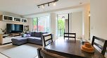 312 238 W Broadway