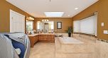 1368 Minto Crescent