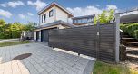 2863 W King Edward Avenue