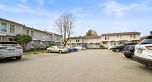 2 3558 E 49th Avenue