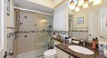 1368 Minto Crescent