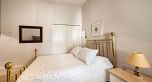 403 5735 Hampton Place