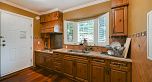 1368 Minto Crescent
