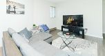 301 458 E 43rd Avenue