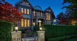 2832 W 44th Avenue