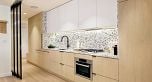 316 471 E Broadway