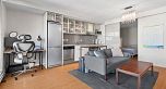 902 168 Powell Street