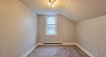 Upper  978 E 37 AVENUE, Vancouver BC V5W 1G2
