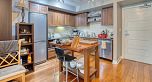 516 2268 W Broadway