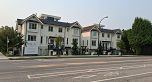 922 W 49th Avenue