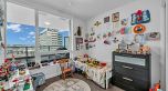 1605 8189 Cambie Street