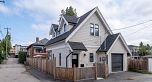 720 E 30th Avenue