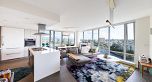 2501 8 Smithe Mews