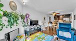 307 876 W 16th Avenue