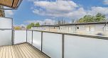 5522 Oak Street