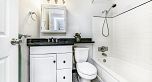 305 2430V Point Grey Road