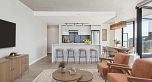 2709 108 W Cordova Street
