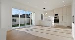 2 6933 Prince Edward Street