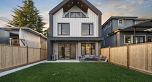 2 2386 E 45th Avenue