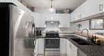 102 838 W 16th Avenue