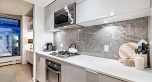2305 108 W Cordova Street