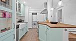 310 1549 Kitchener Street