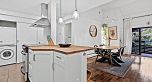 310 1549 Kitchener Street