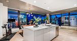 2305 108 W Cordova Street