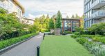 605 3281 E Kent Avenue North