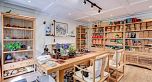 4333 Locarno Crescent
