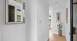 3 262 E 65th Avenue