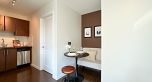 1106 1068 W Broadway
