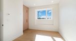 2 2658 Dundas Street