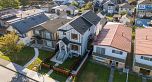 2 2658 Dundas Street