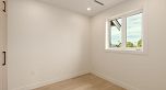 1 2658 Dundas Street