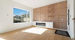 2 2658 Dundas Street