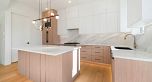 2 2658 Dundas Street