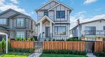 2 2658 Dundas Street