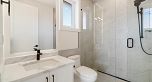 2 2658 Dundas Street