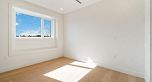 2 2658 Dundas Street