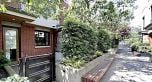 5432 Oak Street